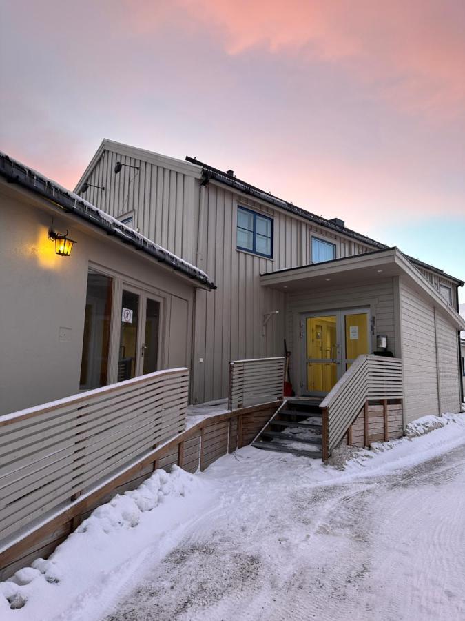 Camp Skytterhuset Motel Hammerfest Buitenkant foto