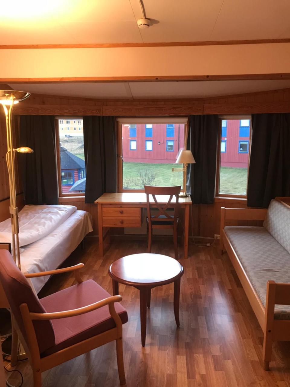 Camp Skytterhuset Motel Hammerfest Buitenkant foto